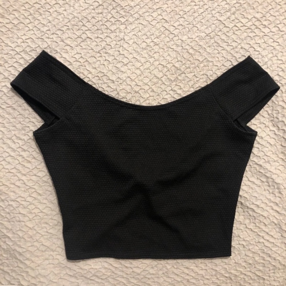 Twisted Back Crop Top Black